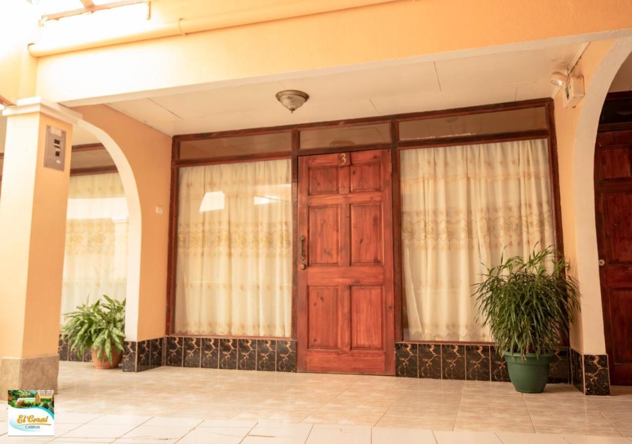 Hotel Y Cabinas El Coral Jaco Exterior photo